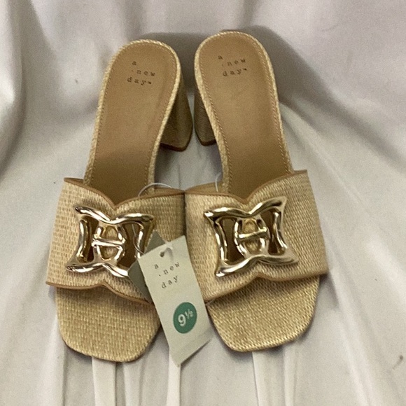 Arden Raffia Ornamented Block Heels with Memory Foam Insole - a new day - tan - Picture 4 of 7